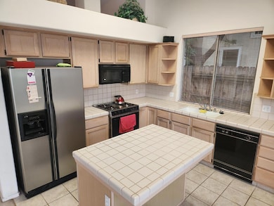 2298 E Trenton Ave, Fresno, CA 93720 - photo 4