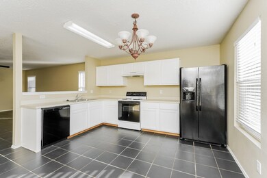 unlisted-address, Denton, TX 76210 - photo 6