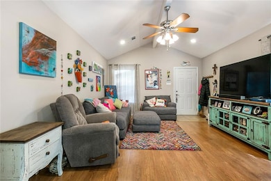 374 Avalon Trace Dr, Ponchatoula, LA 70454 - photo 3