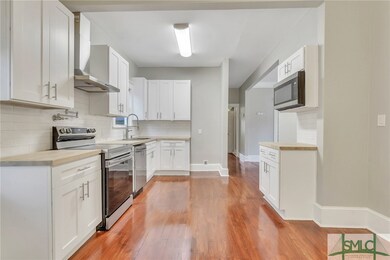 653 E Henry St, Savannah, GA 31401 - photo 7