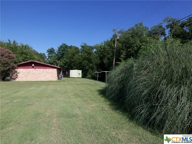402 E Avenue B, Copperas Cove, TX 76522 - photo 4