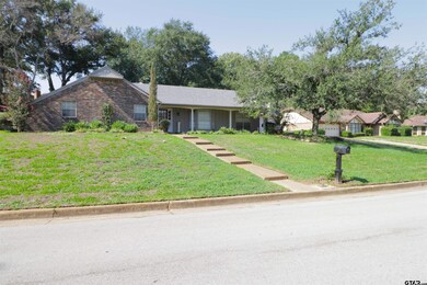 4621 Aberdeen Dr, Tyler, TX 75703 - photo 2