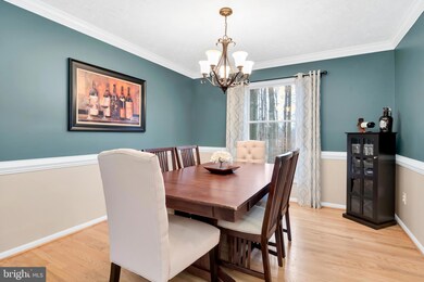 12046 Lake Newport Rd, Reston, VA 20194 - photo 4