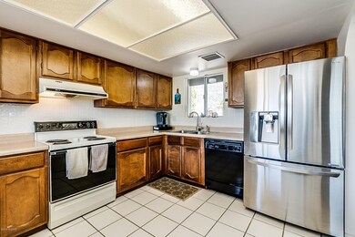 Lots of cabinets