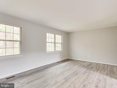 15330 Watermill Terrace, Woodbridge, VA 22191 - photo 4