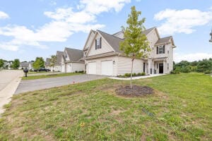 1820 Horseshoe Ln, Slinger, WI 53086 - photo 2