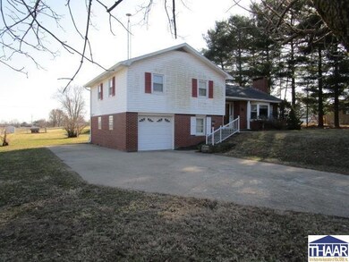 744 E Strawberry Rd, Montezuma, IN 47862 - photo 2