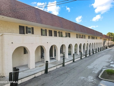 1738 El Prado Rd unit 5, Jacksonville, FL 32216 - photo 2