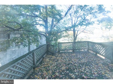 2743 Saunders St, Camden, NJ 08105 - photo 4