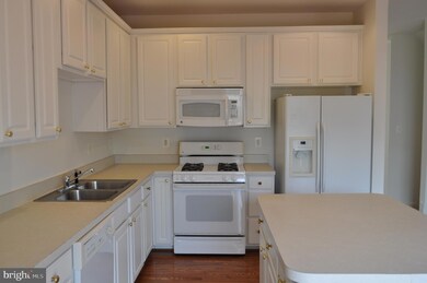 42771 Shaler St, Chantilly, VA 20152 - photo 5