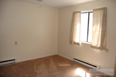 521 Meadowview Dr unit B-108, Boone, NC 28607 - photo 3