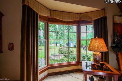Georgeous bay window in rear of Great Room, lookin