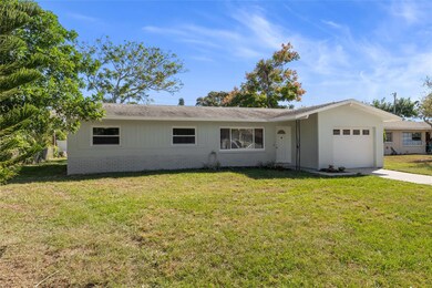 10095 Nassau Ct, Seminole, FL 33776 - photo 4