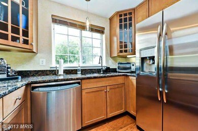 4069 S Four Mile Run Dr unit 201, Arlington, VA 22204 - photo 7