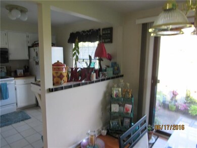KITCHEN SHOWING ISLAND