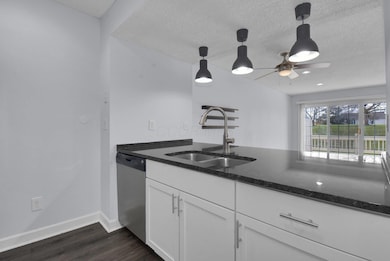 14-web-or-mls-2525-dahlia-way