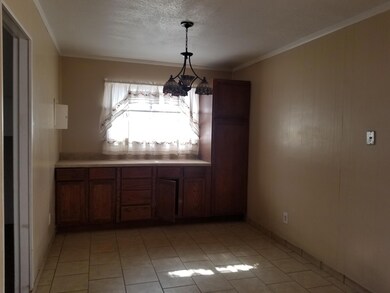 233 Mccarthy Ave, El Paso, TX 79915 - photo 4