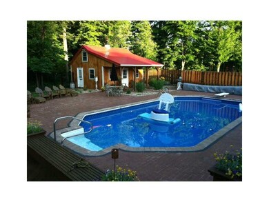Swimming Pool/Hot Tub/Sauna.