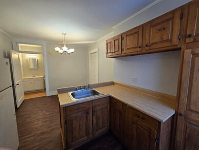 9 Academy Ln unit 2, Walpole, NH 03608 - photo 4