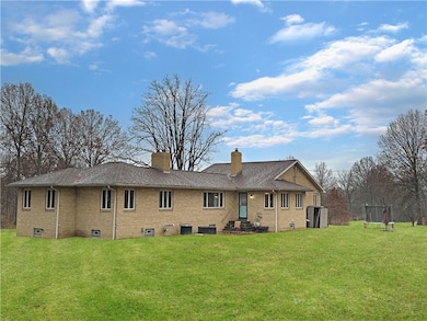 1305 Mercer Ave, Hermitage, PA 16148 - photo 4