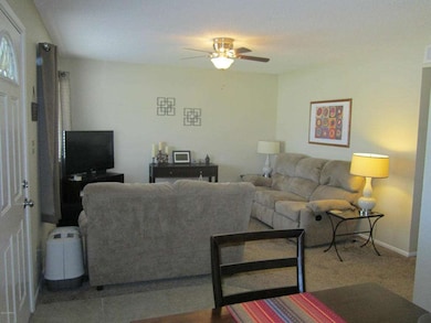 887 Living Room1