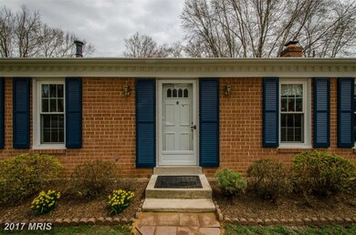 19021 Queens Cross Ln, Germantown, MD 20876 - photo 2