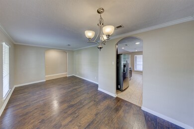 4339 Townes Forest Rd, Friendswood, TX 77546 - photo 7