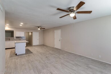 956 S Grand, Mesa, AZ 85210 - photo 5