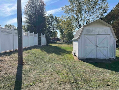 148 N Charles St, Portland, IN 47371 - photo 6