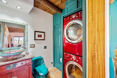 100 Three Rock Rd, Santa Fe, NM 87506 - photo 6