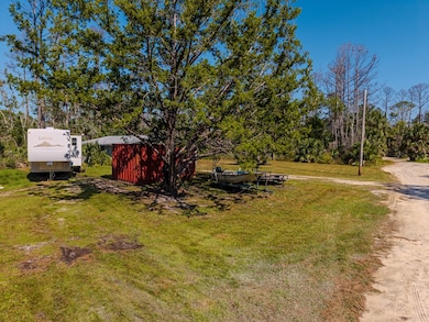 409 Central Ave, Steinhatchee, FL 32359 - photo 4