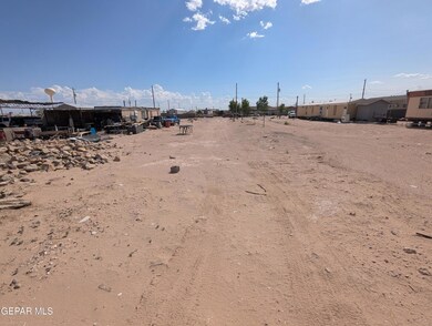 957 Linwood Dr, El Paso, TX 79928 - photo 5