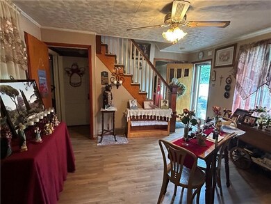 42 Walnut Ave, Dunbar, PA 15431 - photo 6