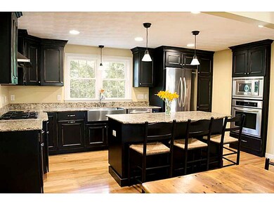 10 Overhill Rd, Wakefield, RI 02879 - photo 2