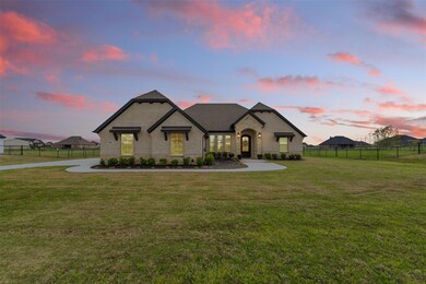 409 Venadito Dr, Godley, TX 76044 - photo 2