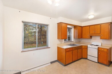 2411 Forest Rd, Lansing, MI 48910 - photo 7