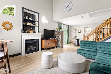 5838 Beacon Cove Way, Indianapolis, IN 46237 - photo 4