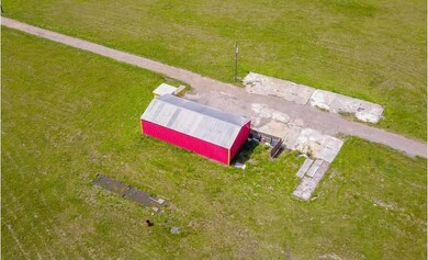 9731 Highway 36, Needville, TX 77461 - photo 5