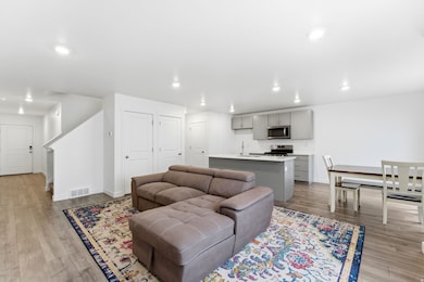 1721 E Eagle View Ln, Eagle Mountain, UT 84005 - photo 3