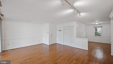 764 Quince Orchard Blvd unit P1, Gaithersburg, MD 20878 - photo 2
