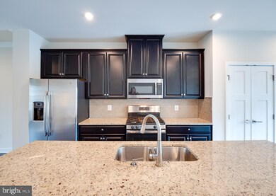 2140 Hemlock Bay Rd, Dumfries, VA 22026 - photo 5