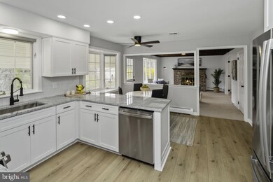 138 Rogers Rd, Furlong, PA 18925 - photo 4