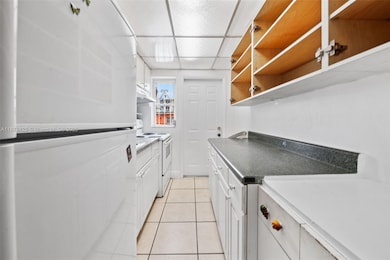 3571 SW 10th St unit 10B, Miami, FL 33135 - photo 6