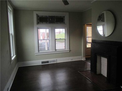 Living Room. Gorgeous Living Room with New Floorin