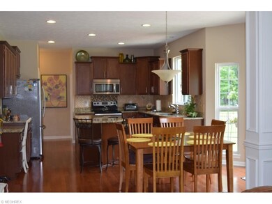 10572 Angelina Dr, North Royalton, OH 44133 - photo 5