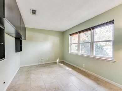 217 Page Ct, Hurst, TX 76053 - photo 6