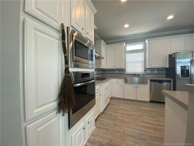 425 E Intercoastal Dr, Ocean Breeze, FL 34957 - photo 7