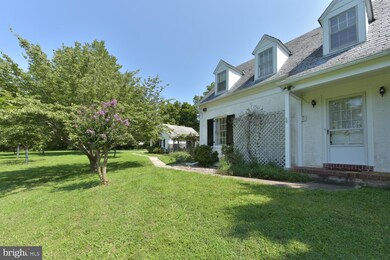 511 Warrenton Dr, Silver Spring, MD 20904 - photo 3