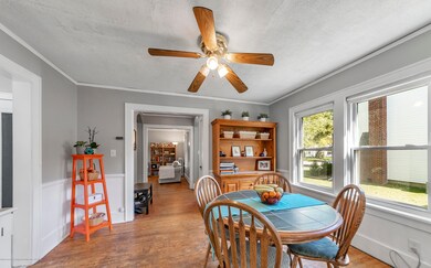 1609-West-Ottawa-Street-WindowStill-Real