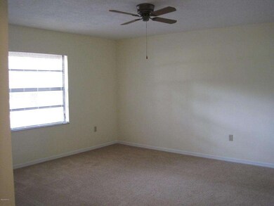 6master bedroom